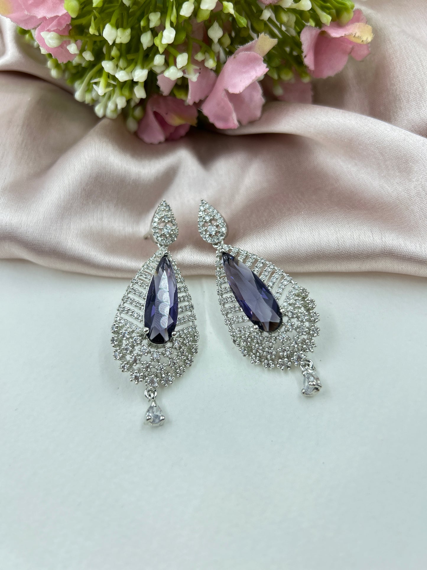 Tanya Earrings : Purple