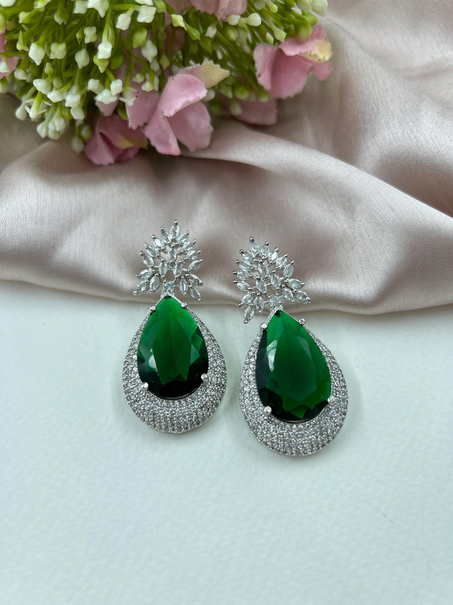 Aisha Earrings : Green