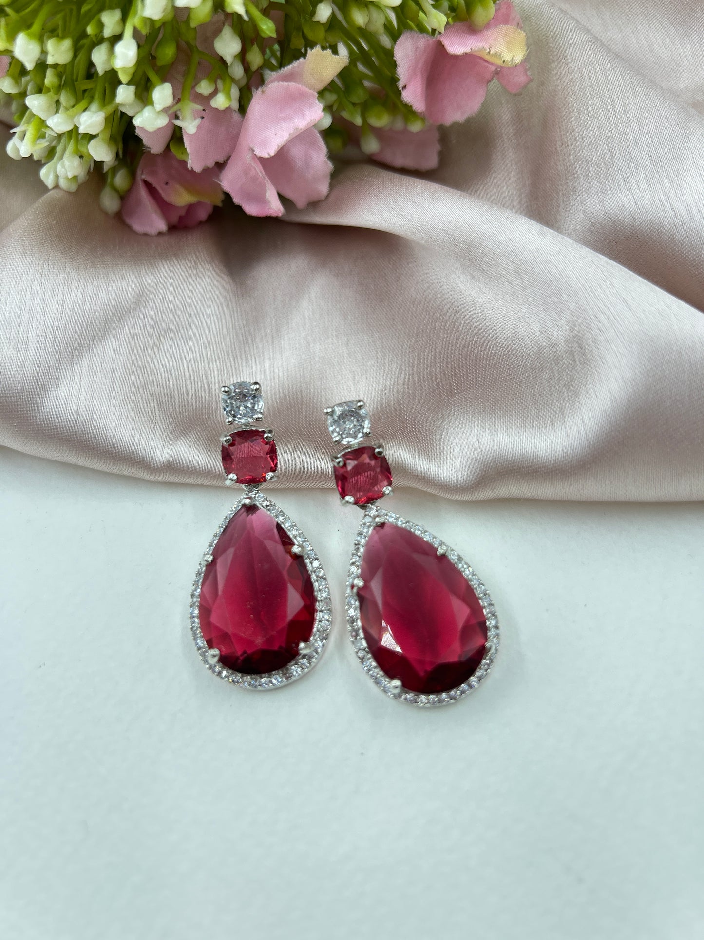 Shyla Earrings : Ruby