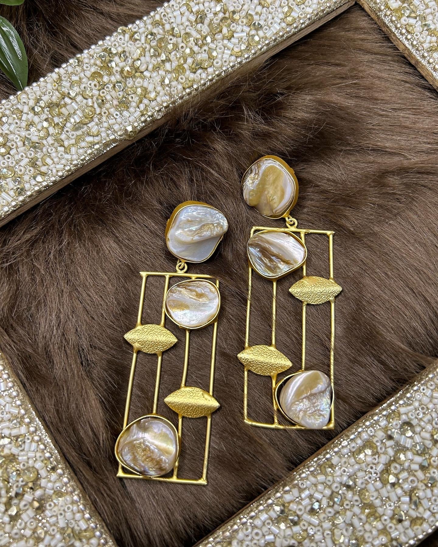 Hazel: Natural Stone Bali