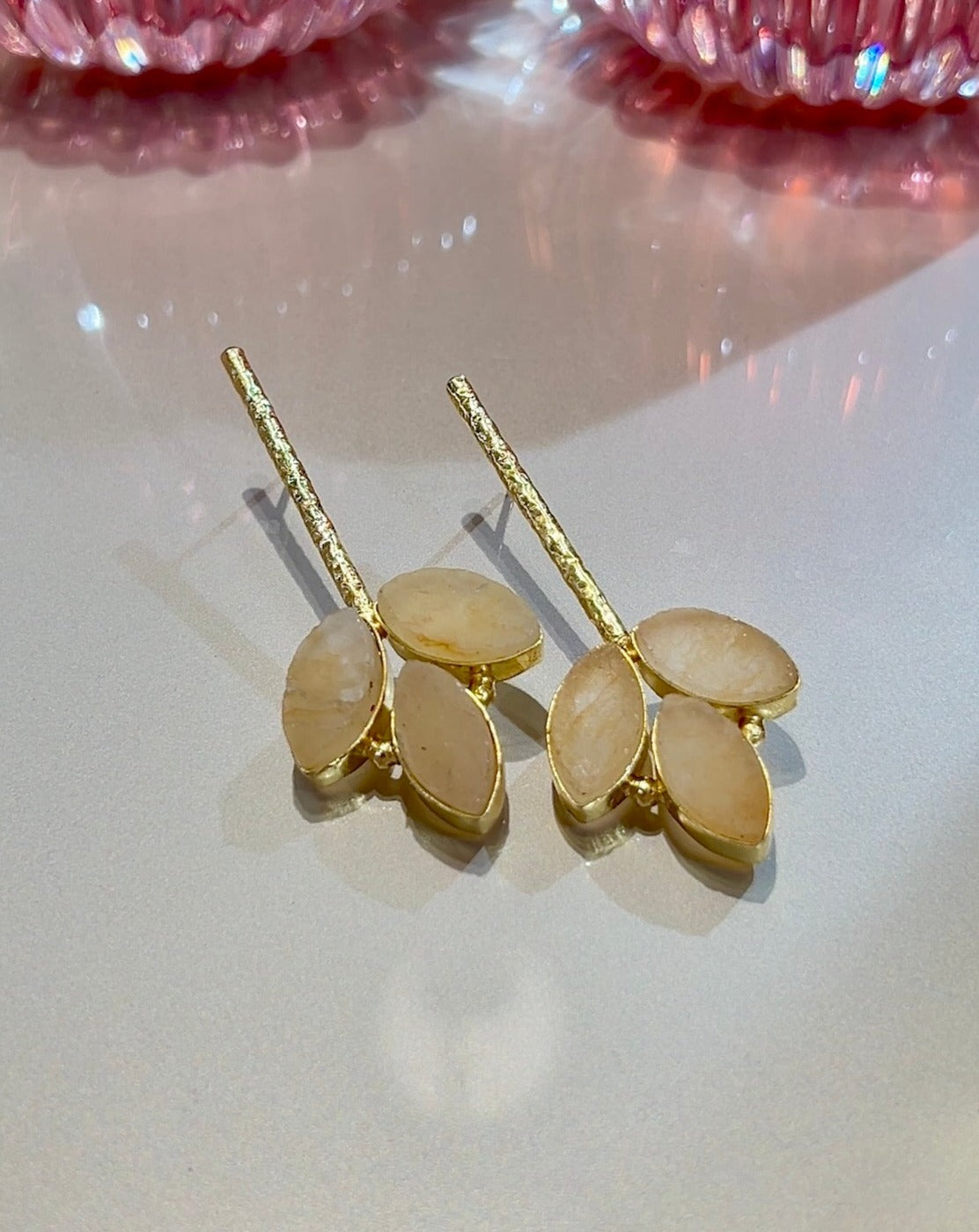 Aarna Earrings : Peach