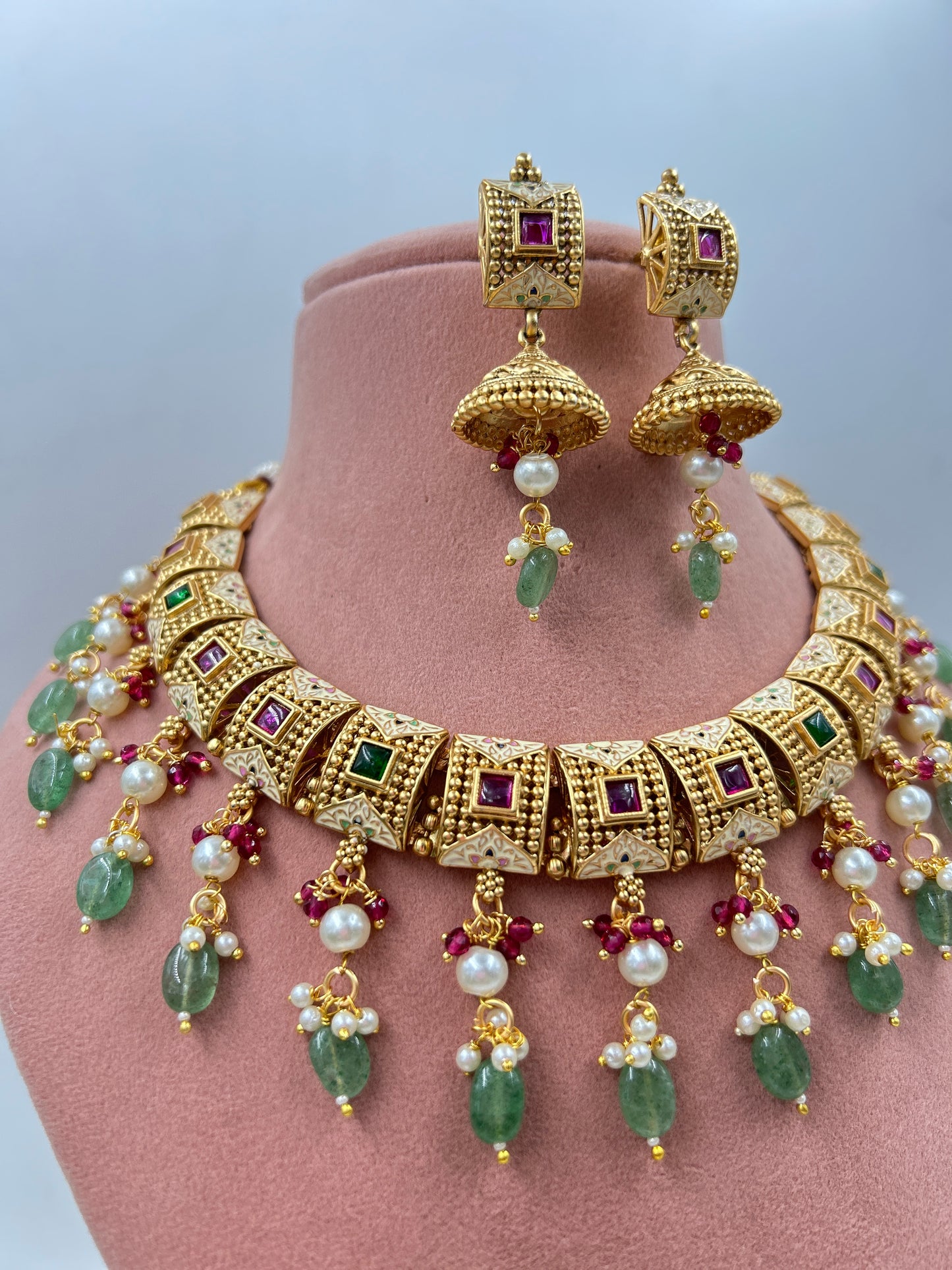 Vedanika Gold Antique Necklace : Mint