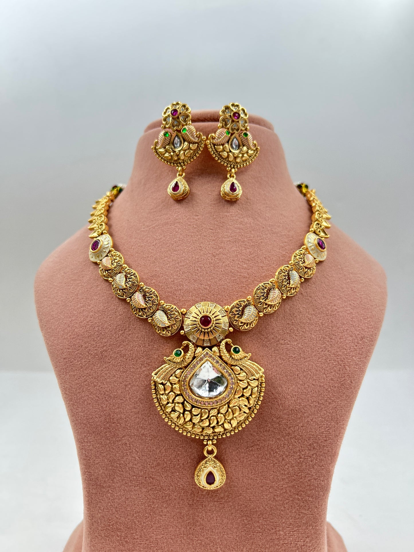 Saipriya Gold Necklace : Multi