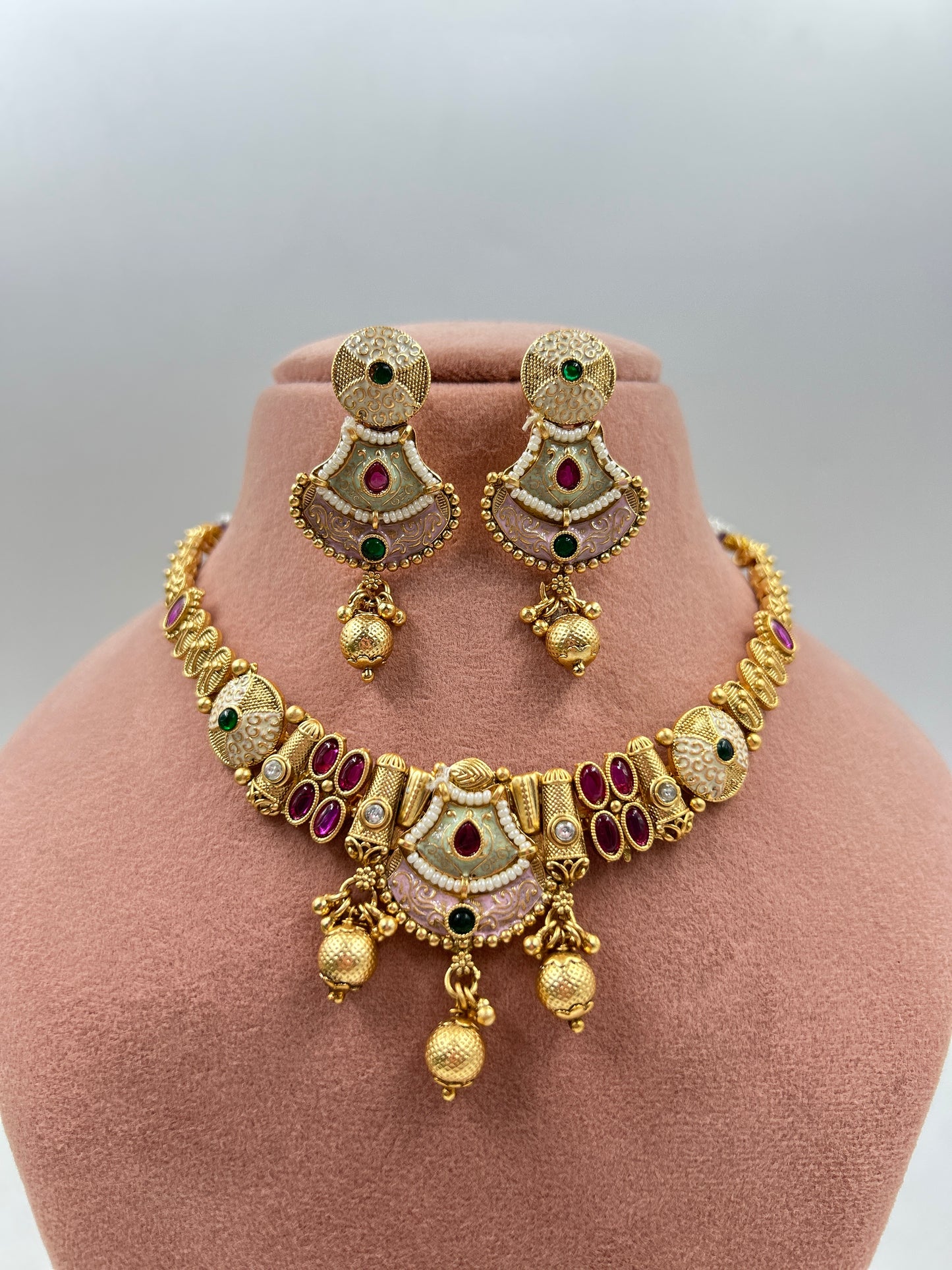 Shivika Gold Necklace : Multi