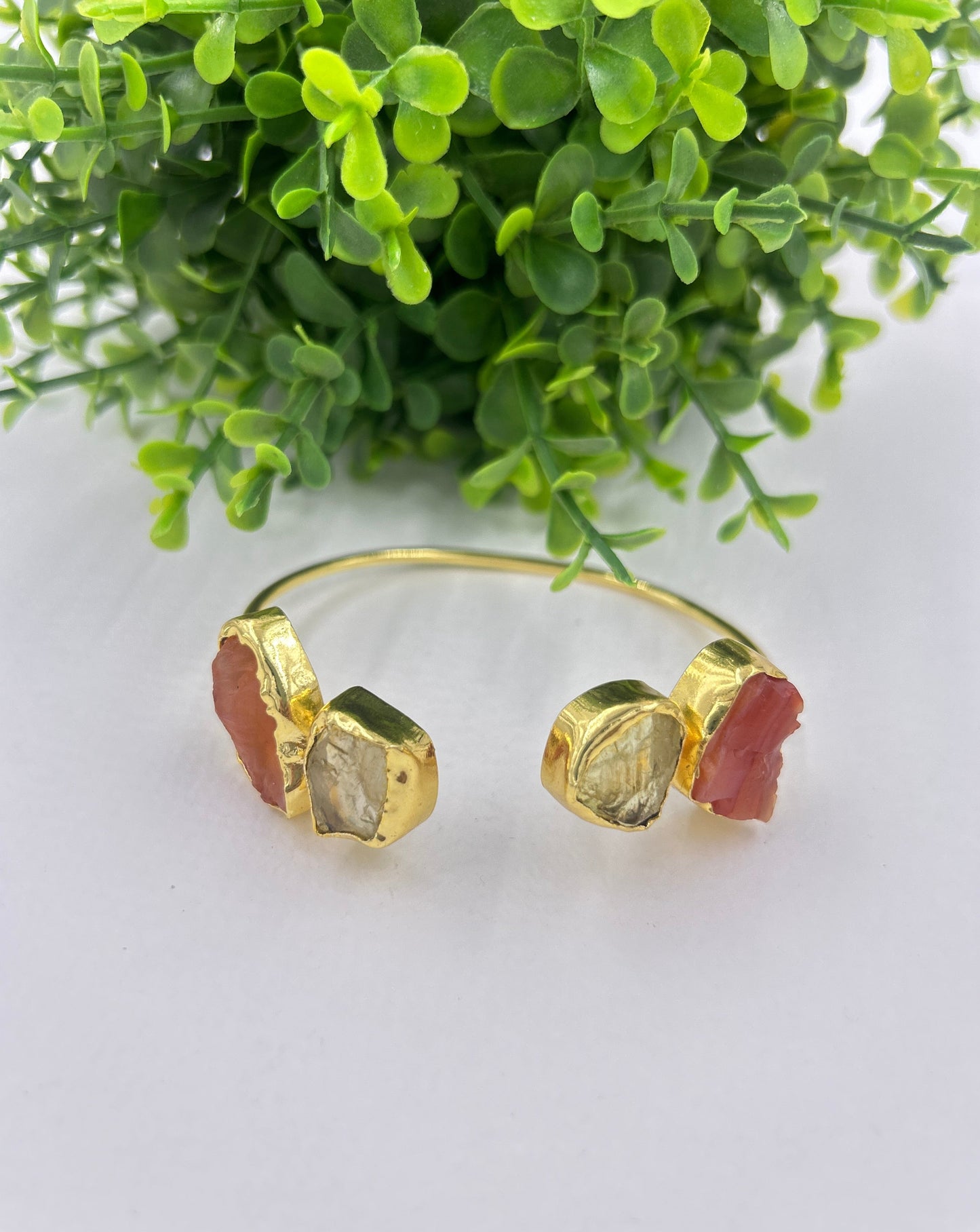 Vaanya Bracelet : Peach