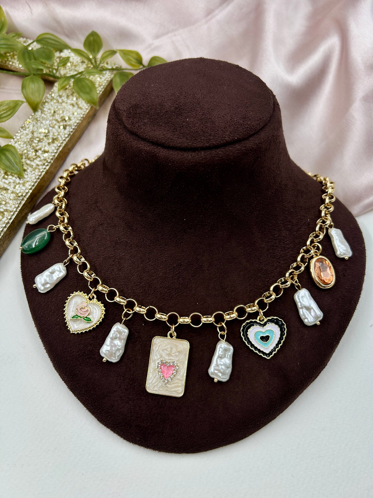 Charms Neckpiece : 1 (18k Gold Plated)