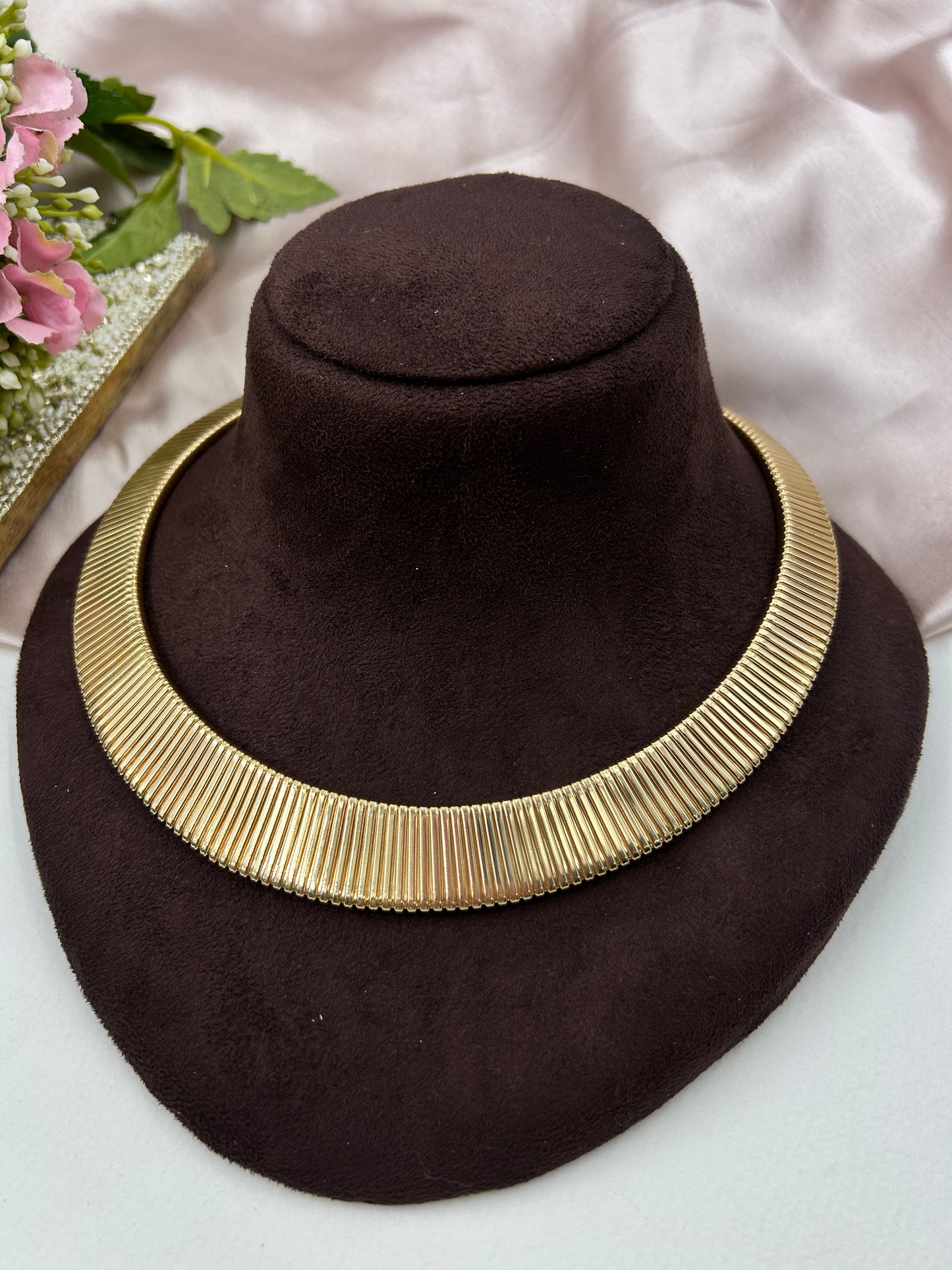 Cleo Flat Coil Neckpiece 18K Gold Plated