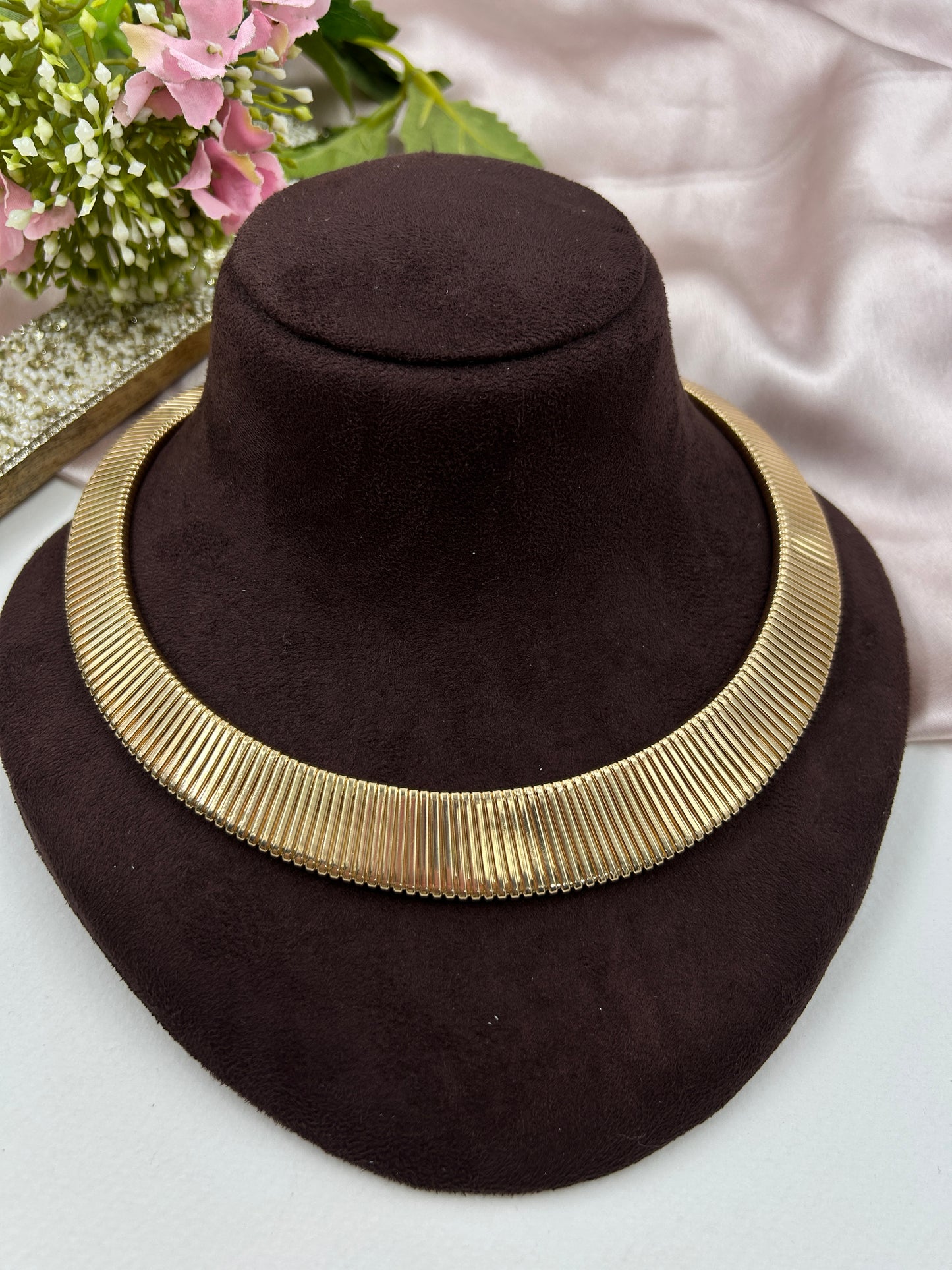 Cleo Flat Coil Neckpiece 18K Gold Plated