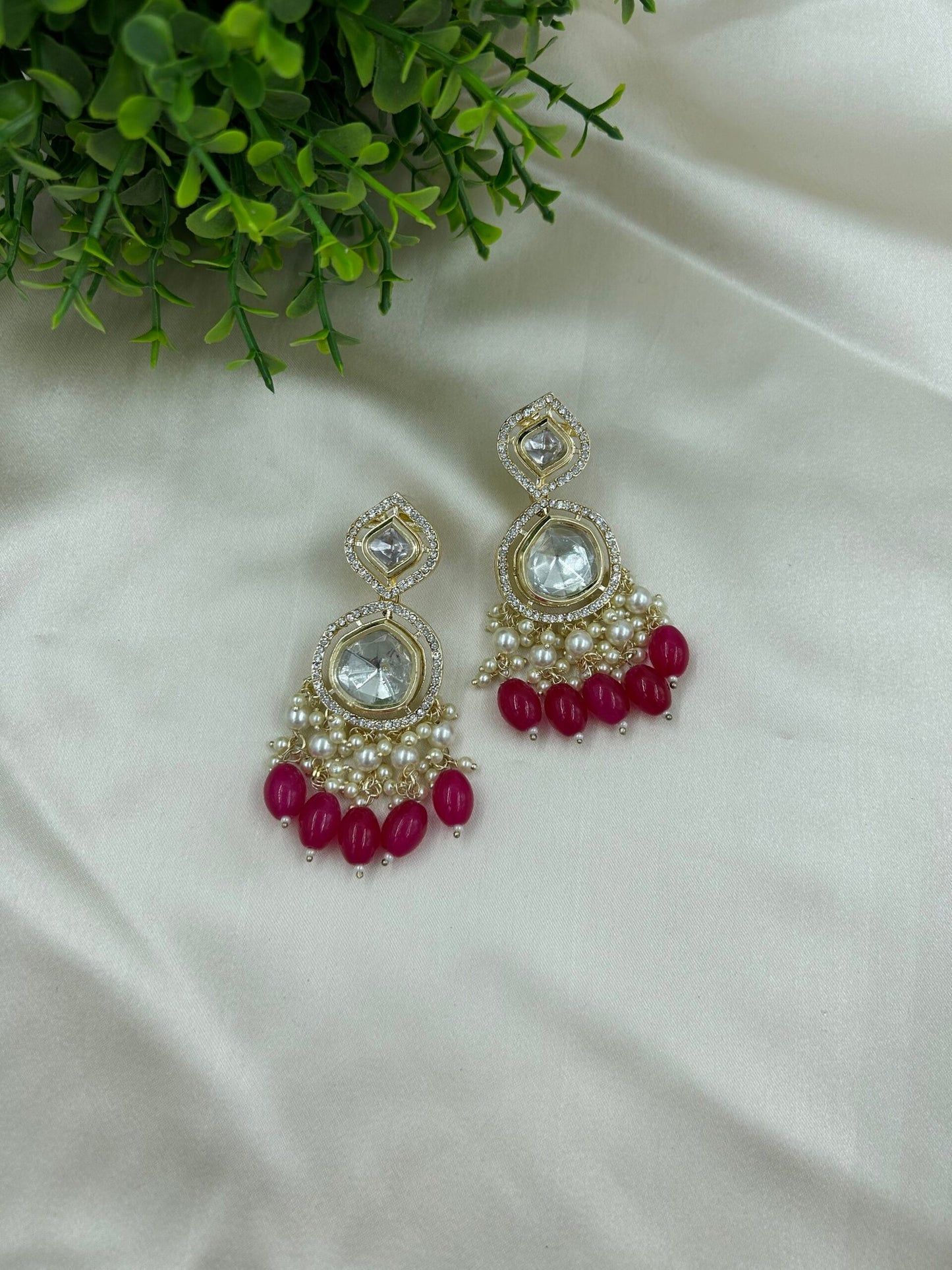 Chaarvi: Earrings - Magenta