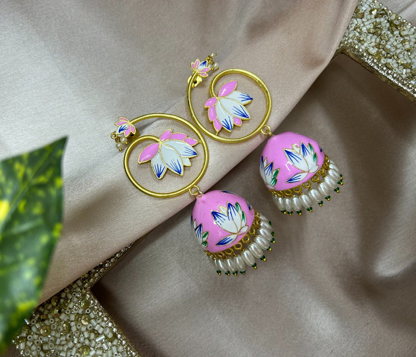 Nyra: Jhumki - Pink