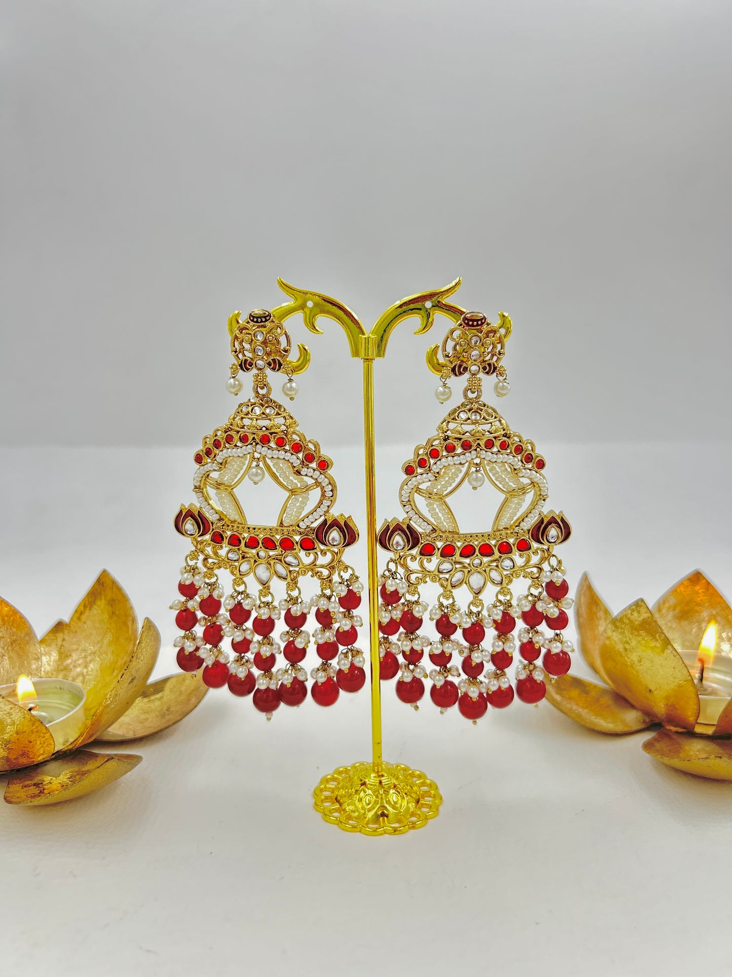 Dolly Earrings : Maroon