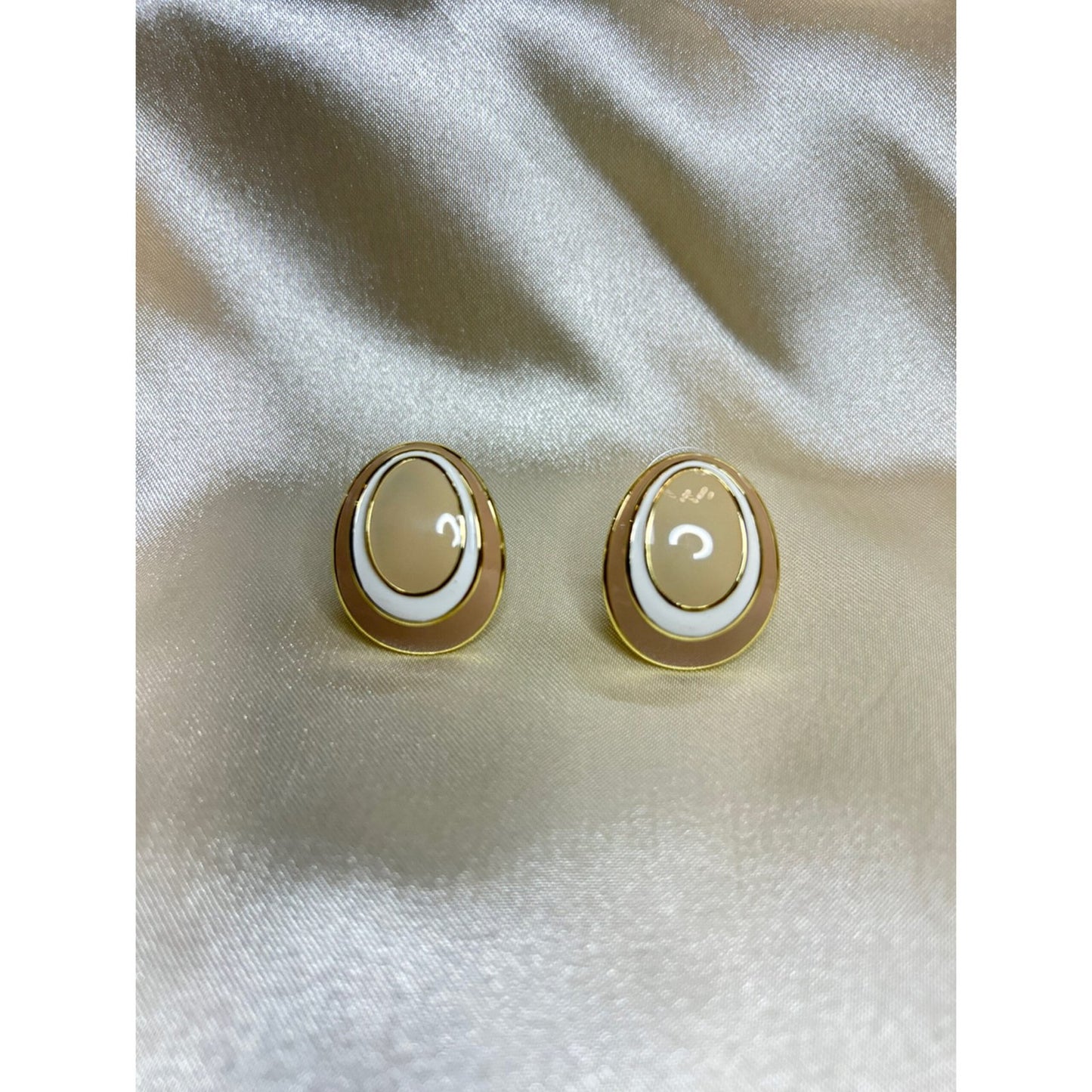 Premium Beige Studs