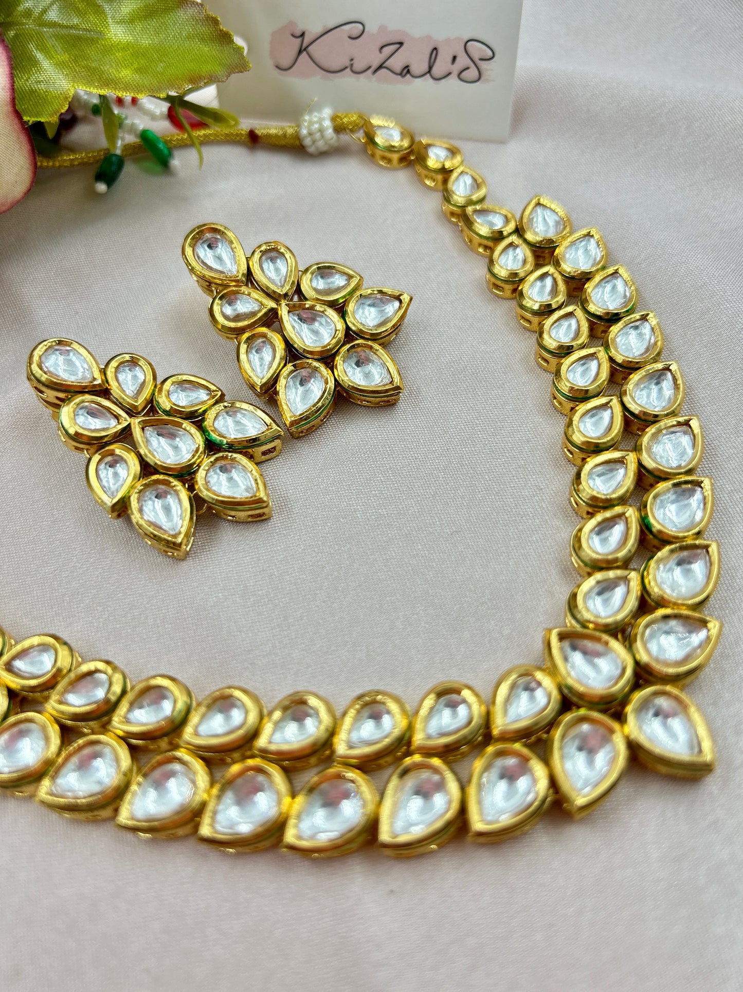 Kasak Kundan Necklace : Gold