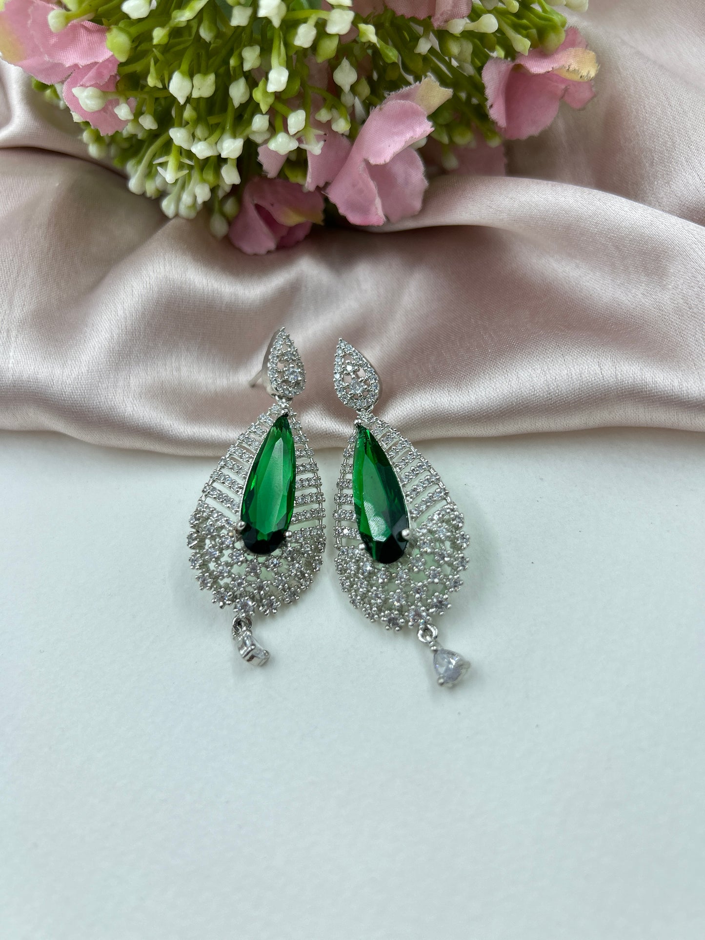 Tanya Earrings : Green