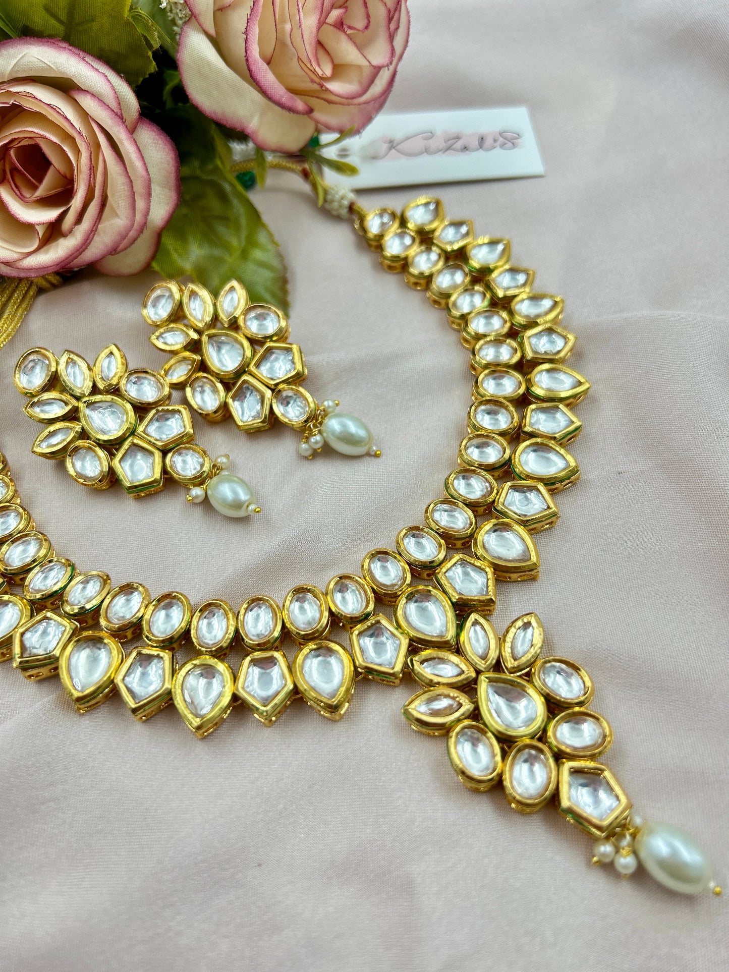 Supriya Kundan Necklace : White