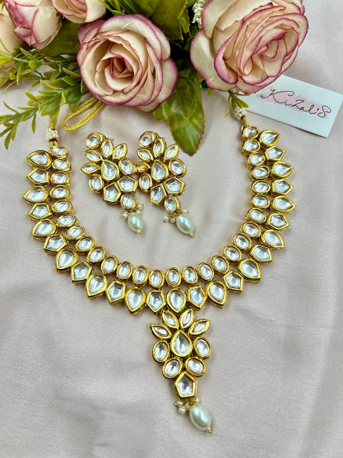 Supriya Kundan Necklace : White