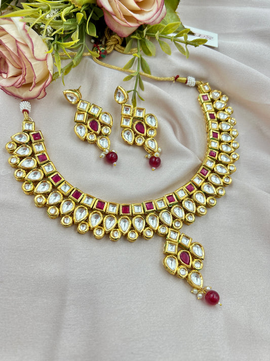 Savi Kundan Necklace : Red