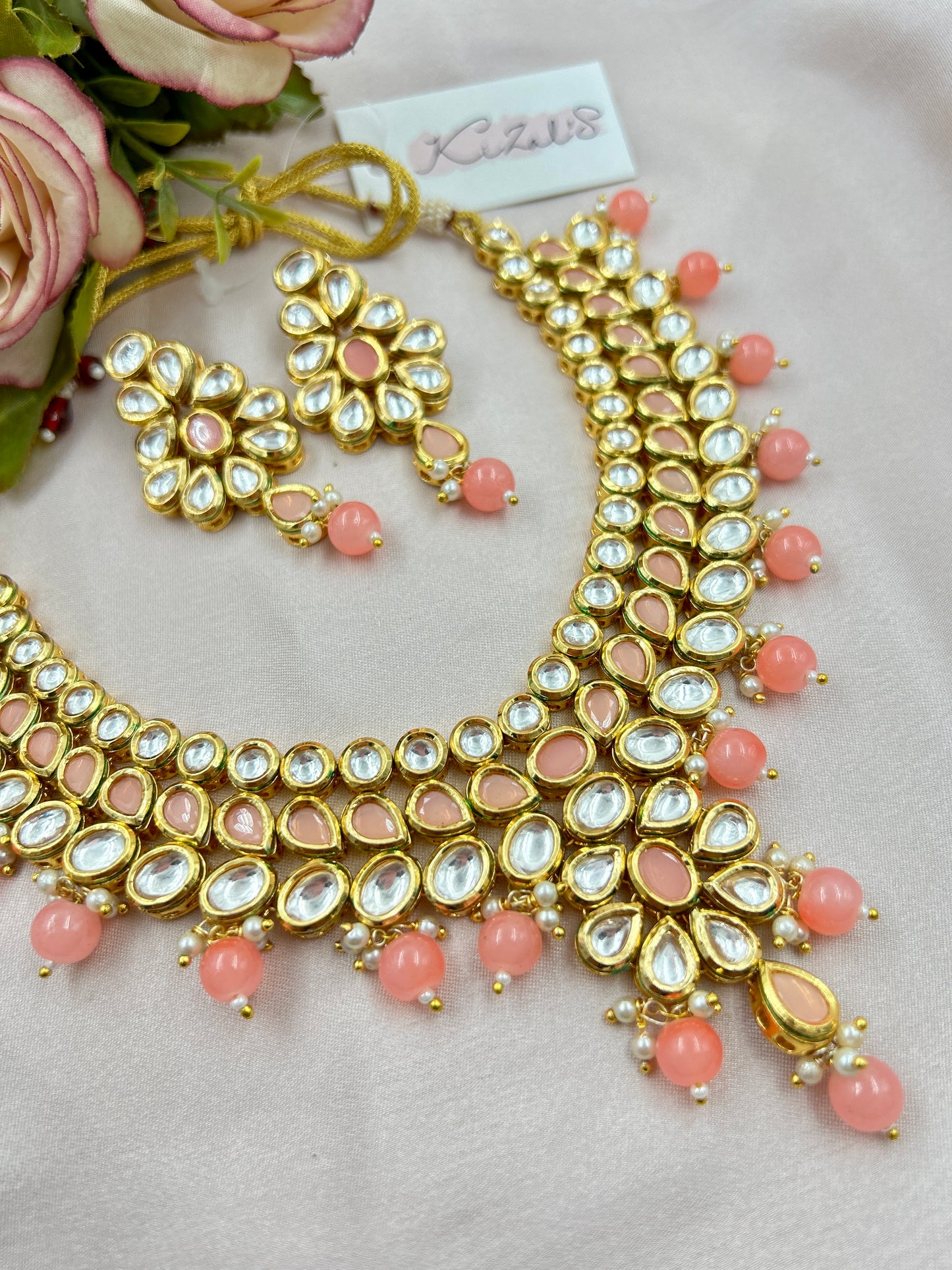 Suman Kundan Necklace : Peach