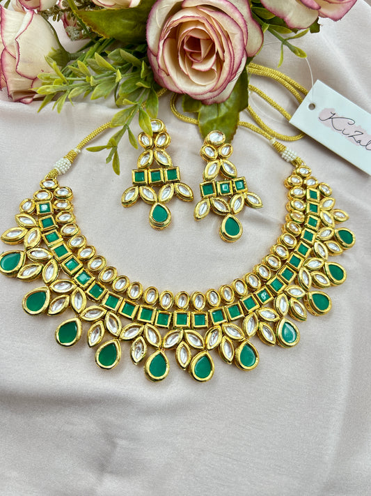 Vidhya Kundan Necklace : Green