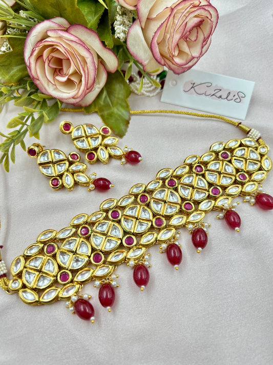Sahaya Choker Necklace : Ruby