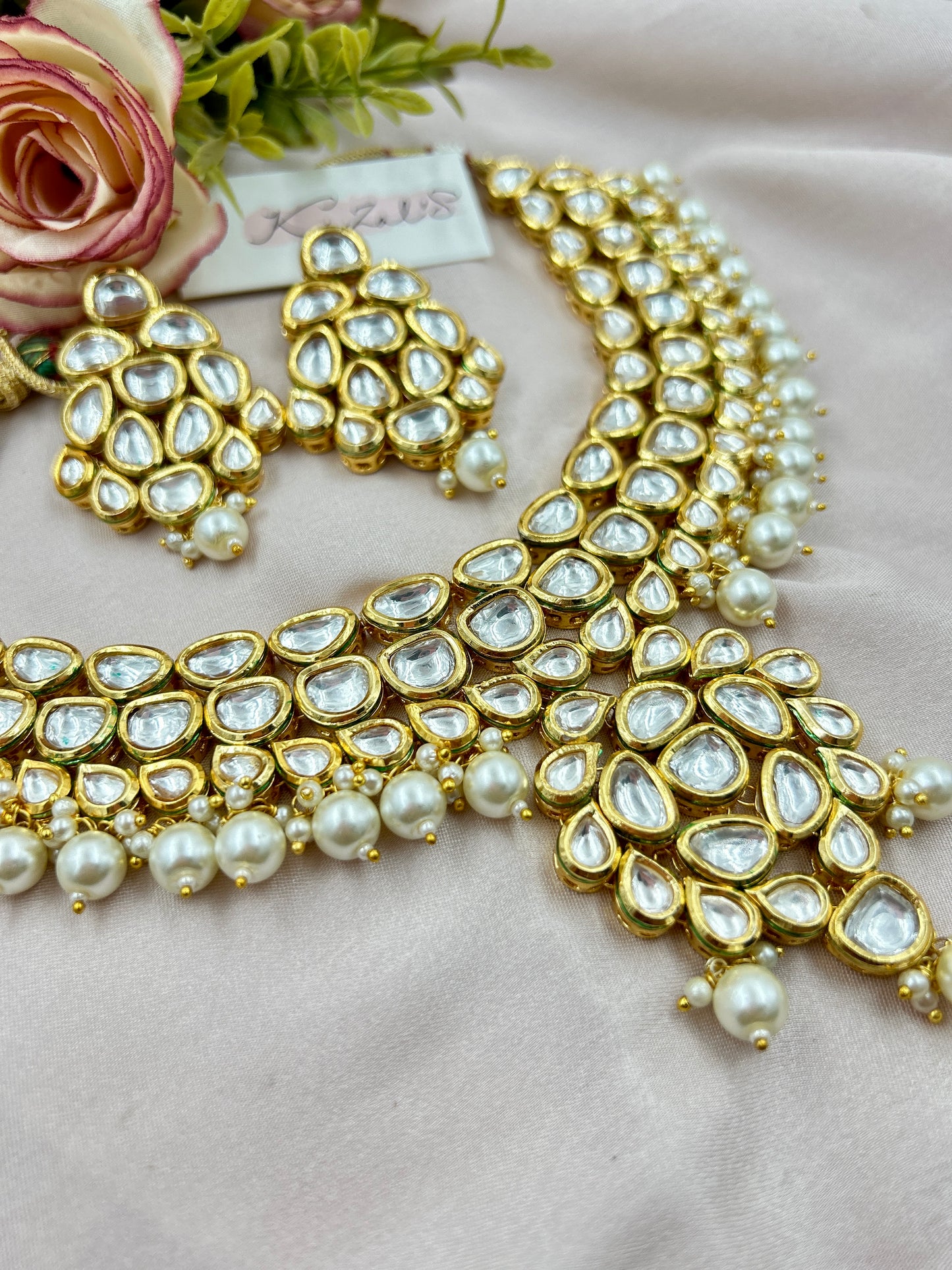 Priya Kundan Necklace : White