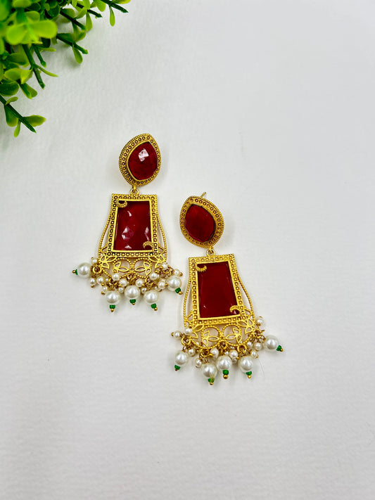 Mira Earrings : Maroon