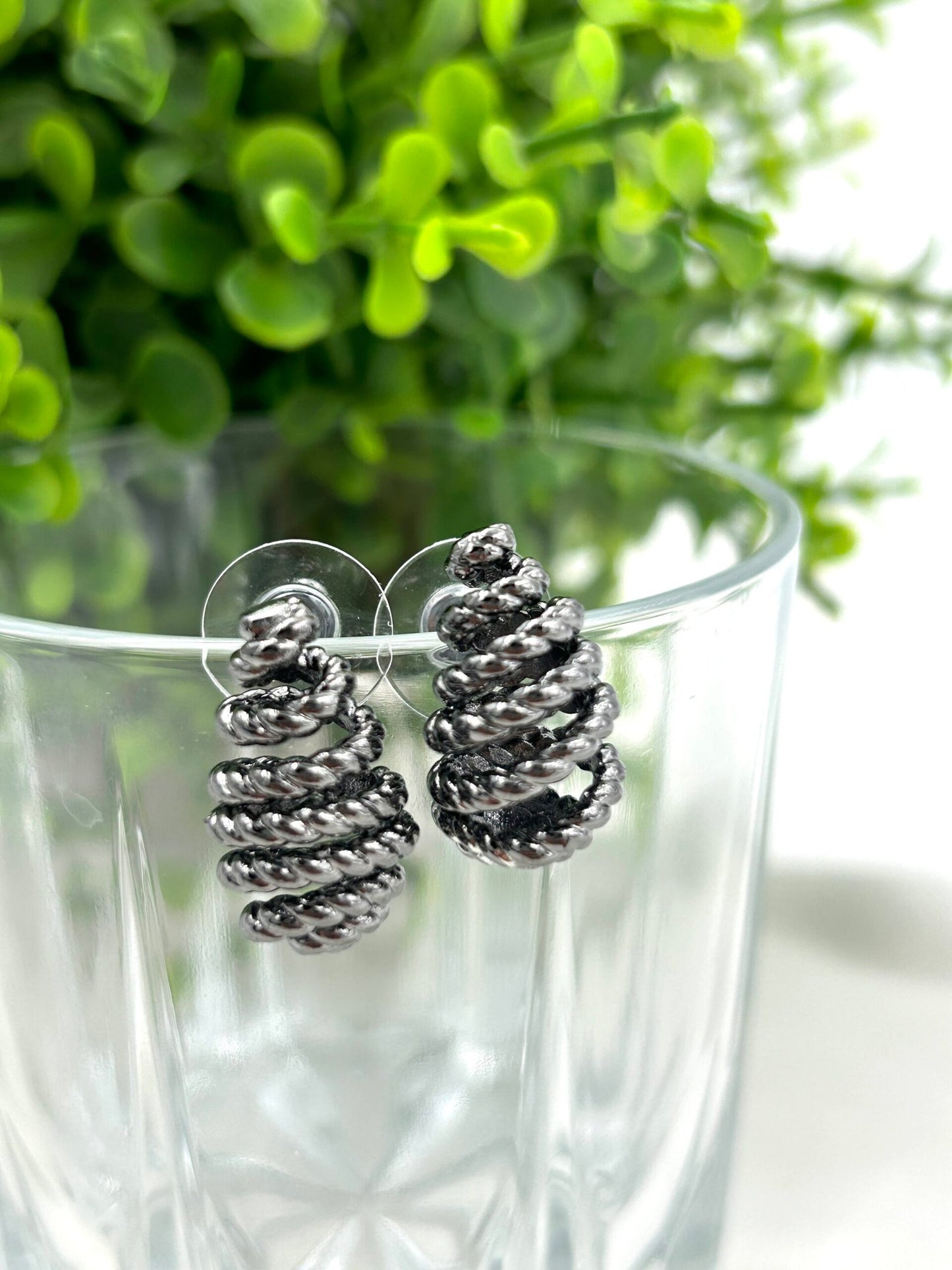 Rope Drops 'Medium' Metallic Black