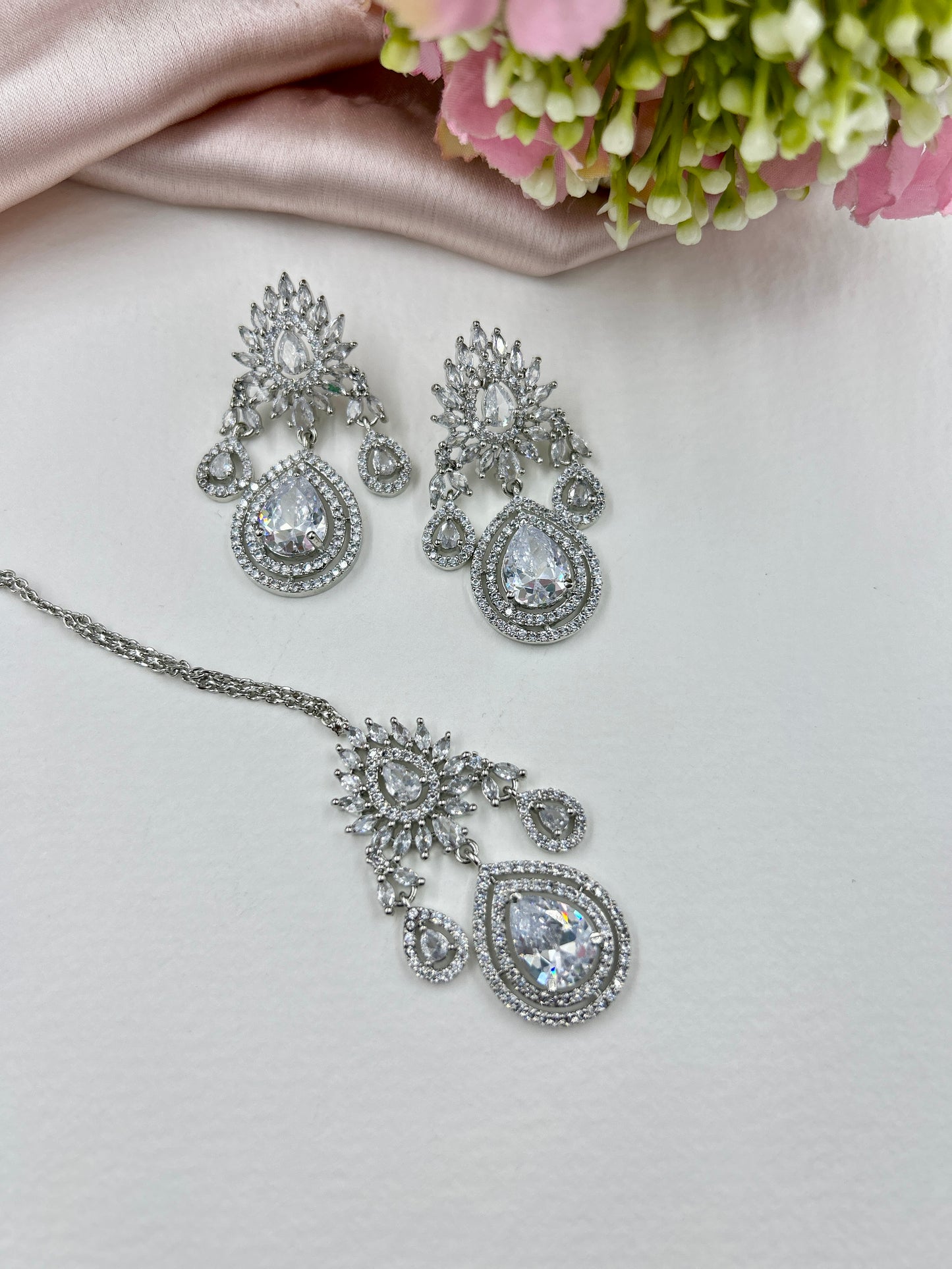 Kavya AD Necklace Set : Clear (Necklace+Earrings+Maang Teeka)