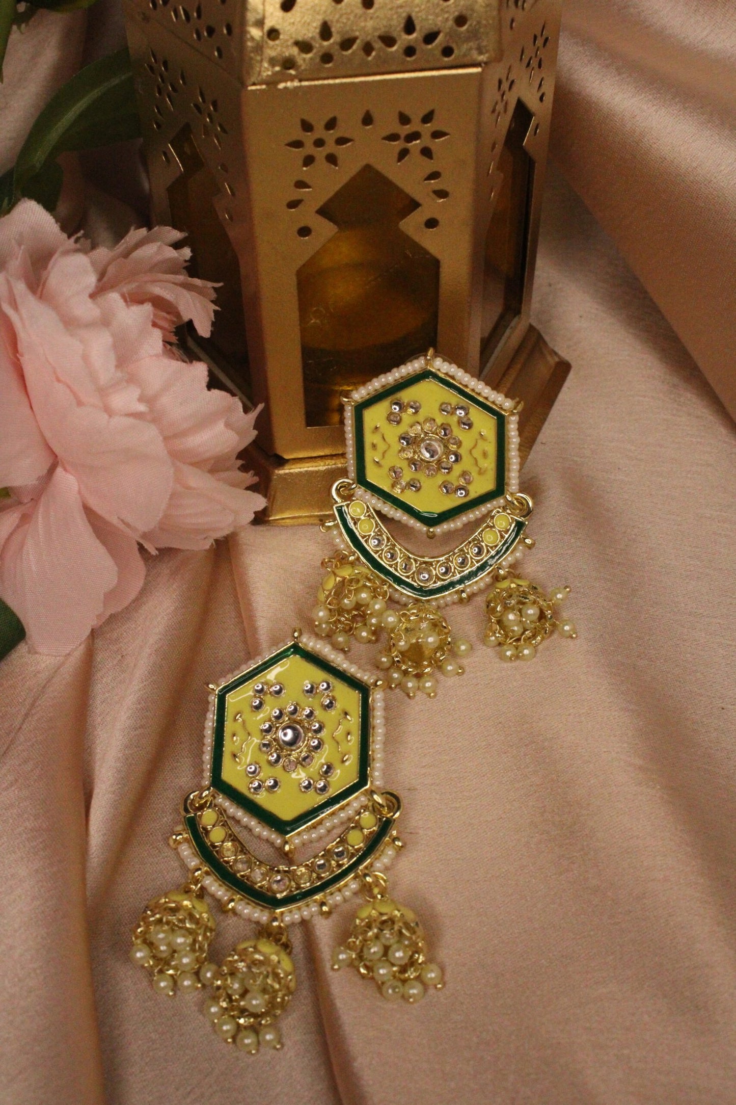 Aleezah: Earrings - Pale Yellow