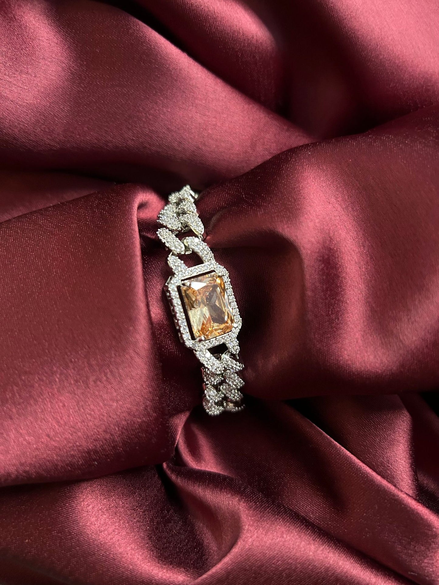 Diana: Bracelet : Sapphire - Champagne