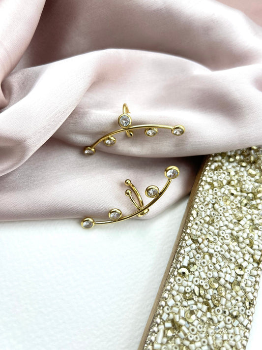 Nancy EarCuff 18K Gold Plated~ White