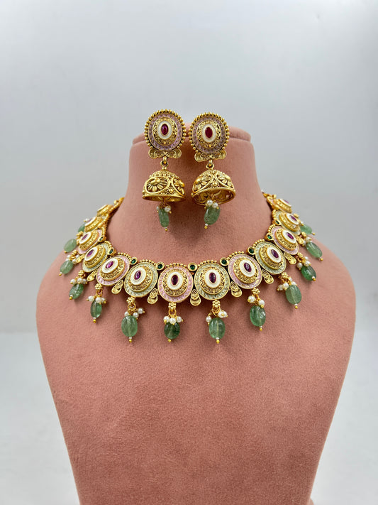 Vedika Gold Antique Necklace : Mint