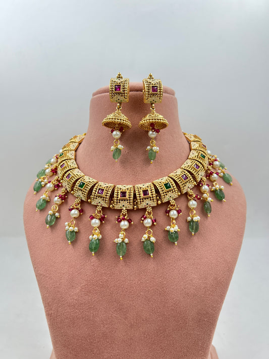 Vedanika Gold Antique Necklace : Mint