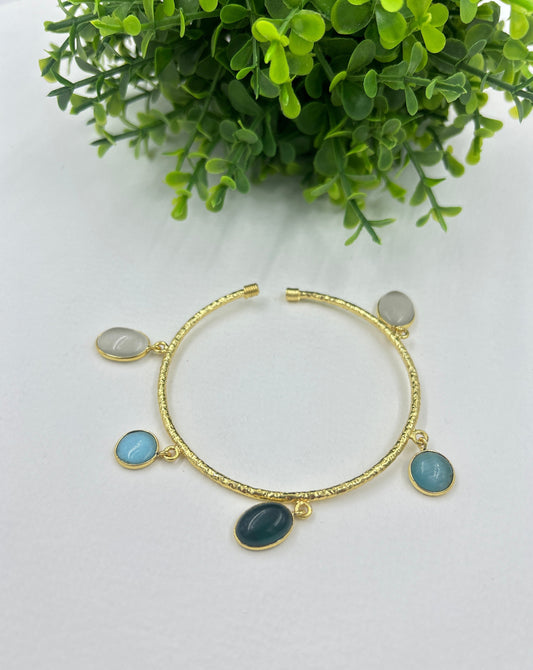 Vatsala Bracelet : Multi 8