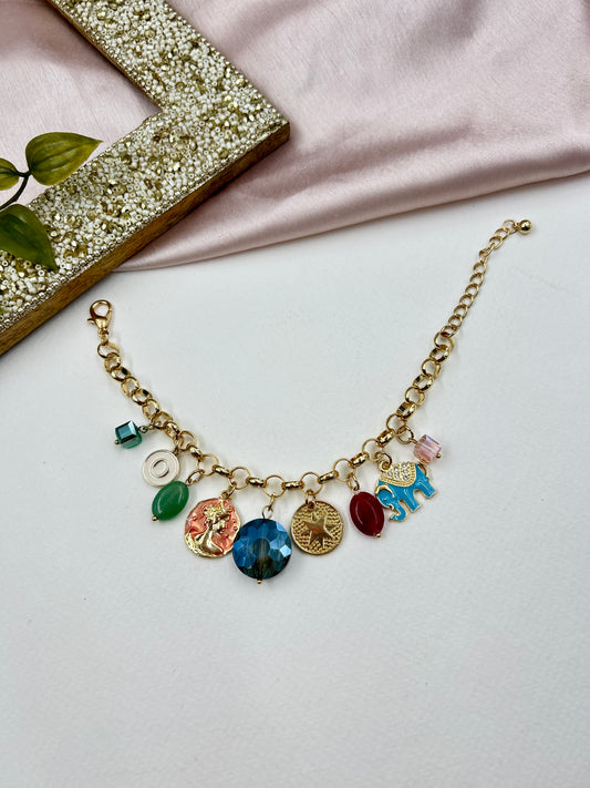Charms Bracelet : 5 (18k gold Plated)