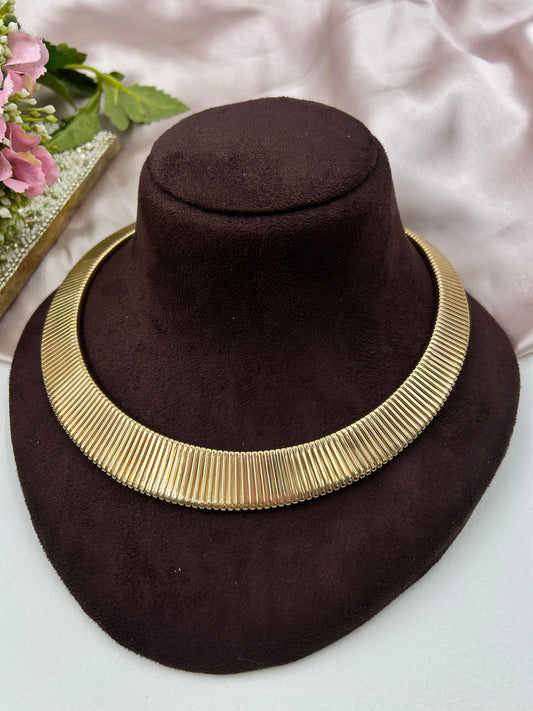 Cleo Flat Coil Neckpiece 18K Gold Plated
