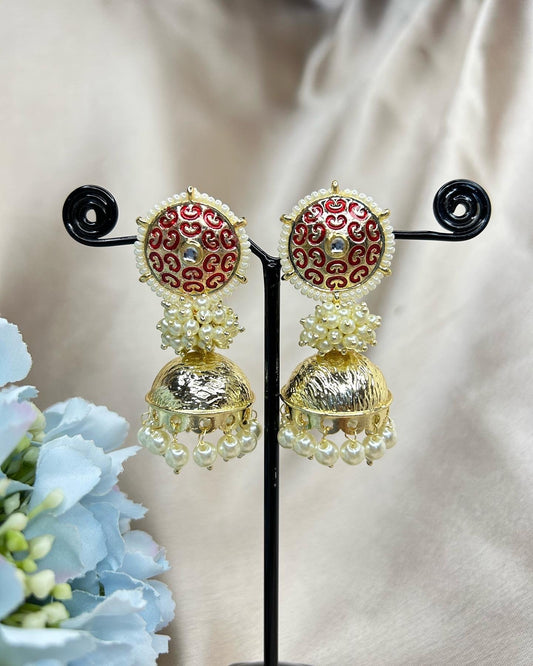 Meet: Jhumki - Red