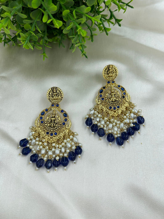 Hunarvi Earrings - Navy Blue