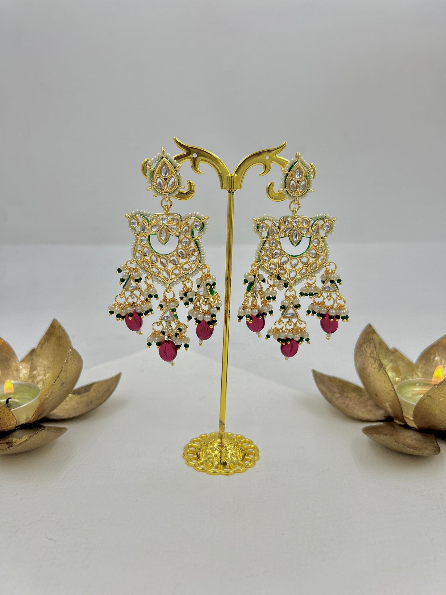 Anahita Earrings : Rani