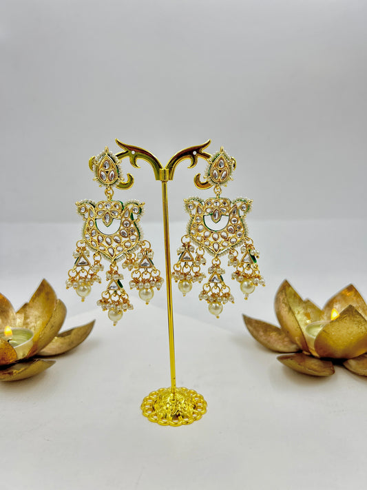 Anahita Earrings : White