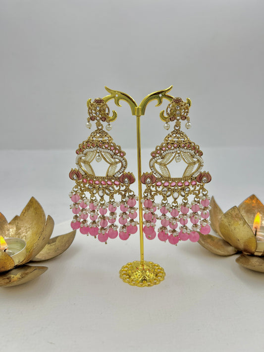 Dolly Earrings : Pink